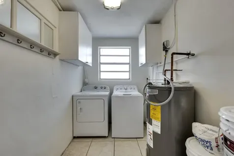 299 Ne 21st Street Boca Raton FL 33431