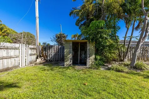 299 Ne 21st Street Boca Raton FL 33431