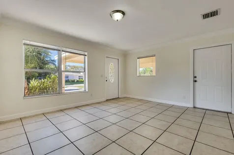 299 Ne 21st Street Boca Raton FL 33431