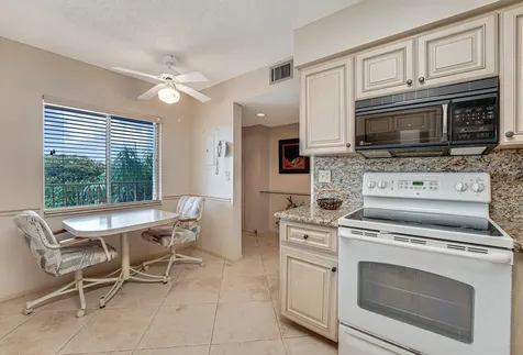 7301 Amberly Lane Delray Beach FL 33446