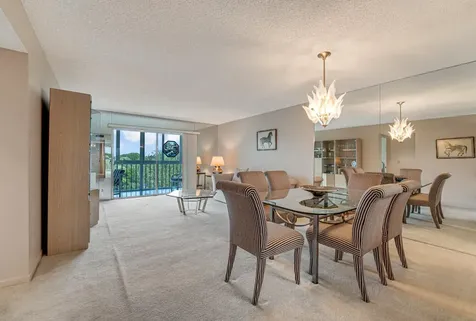 7301 Amberly Lane Delray Beach FL 33446