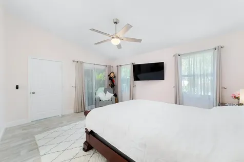 8291 Via Di Veneto Boca Raton FL 33496
