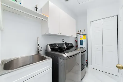 8291 Via Di Veneto Boca Raton FL 33496