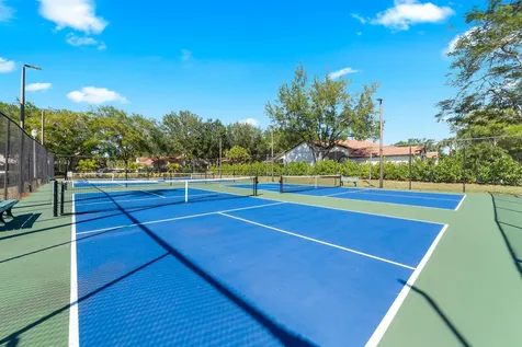 8291 Via Di Veneto Boca Raton FL 33496