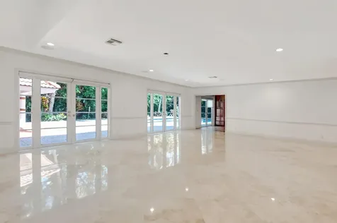 930 N Parkside Circle Boca Raton FL 33486