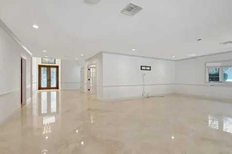 930 N Parkside Circle Boca Raton FL 33486