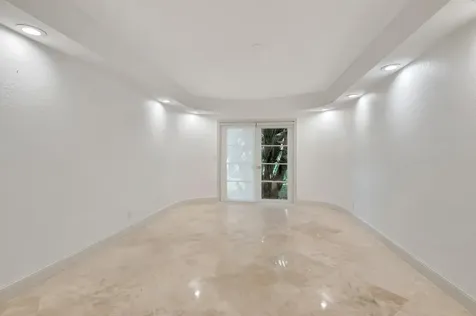 930 N Parkside Circle Boca Raton FL 33486