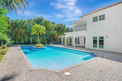 930 N Parkside Circle Boca Raton FL 33486