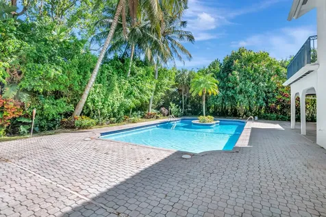 930 N Parkside Circle Boca Raton FL 33486