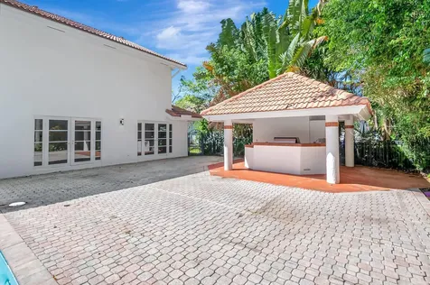 930 N Parkside Circle Boca Raton FL 33486