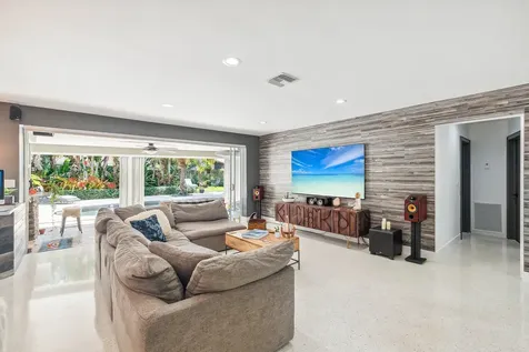 1132 Sw 13th Avenue Boca Raton FL 33486