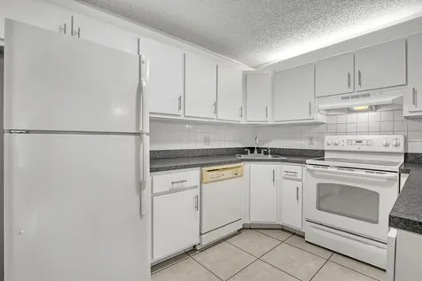 436 Pine Glen Lane Greenacres FL 33463