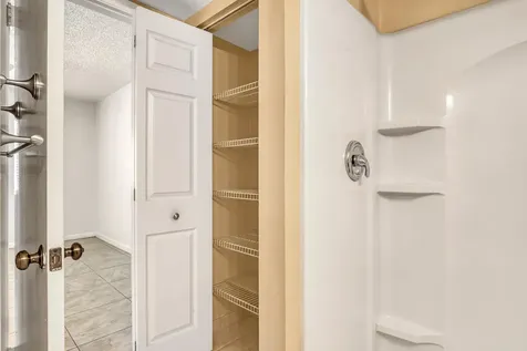 436 Pine Glen Lane Greenacres FL 33463