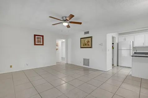 436 Pine Glen Lane Greenacres FL 33463