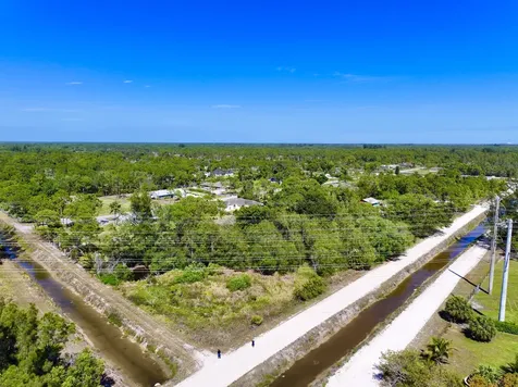 13217 62 The Acreage FL 33412