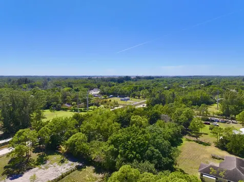 13217 62 The Acreage FL 33412