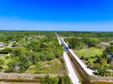13217 62 The Acreage FL 33412