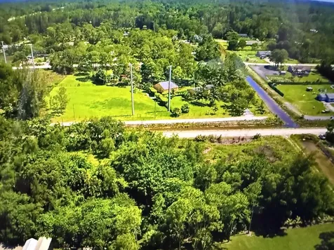 13217 62 The Acreage FL 33412