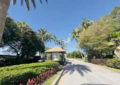 240 Rio Vista Circle Atlantis FL 33462