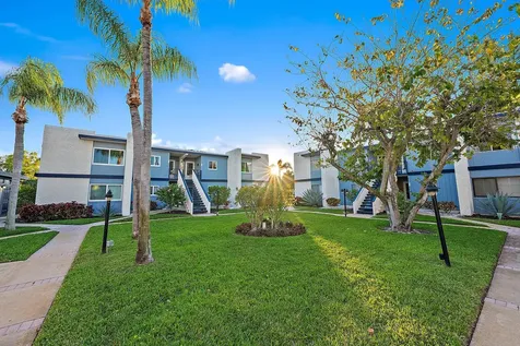 1561 Ne 12th Terrace Jensen Beach FL 34957