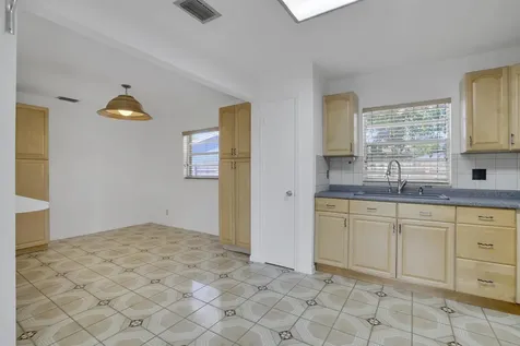 9260 Sw 16th Road Boca Raton FL 33428
