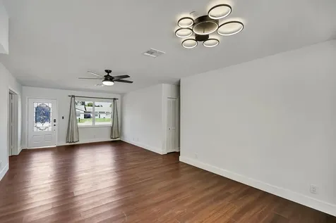 364 Nw 35th Street Boca Raton FL 33431