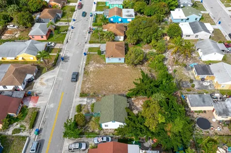 0 W 2nd Street Riviera Beach FL 33404