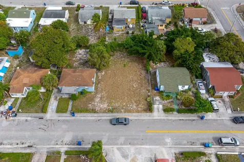 0 W 2nd Street Riviera Beach FL 33404