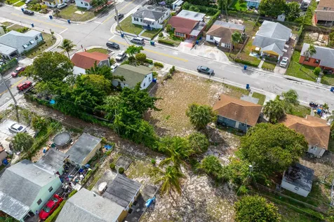 0 W 2nd Street Riviera Beach FL 33404