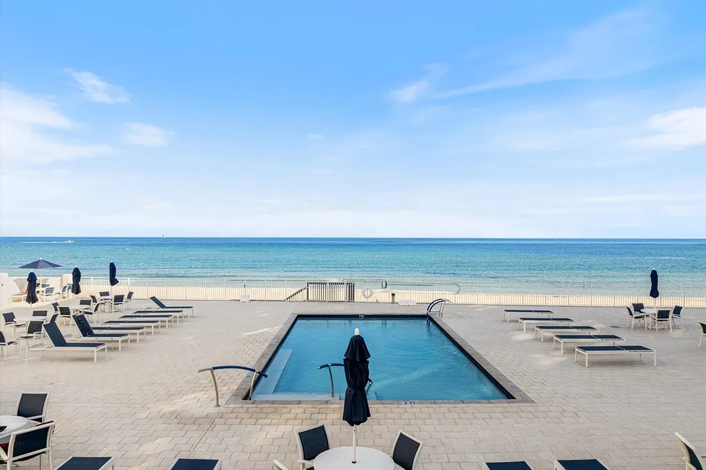 4511 S Ocean Boulevard Highland Beach FL 33487