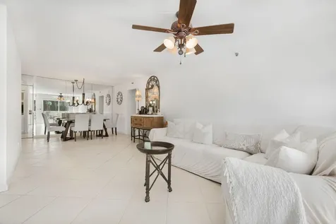 4511 S Ocean Boulevard Highland Beach FL 33487