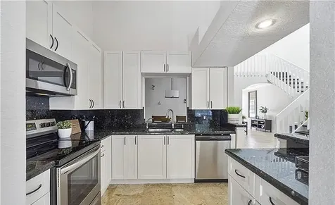6674 Thornhill Court Boca Raton FL 33433
