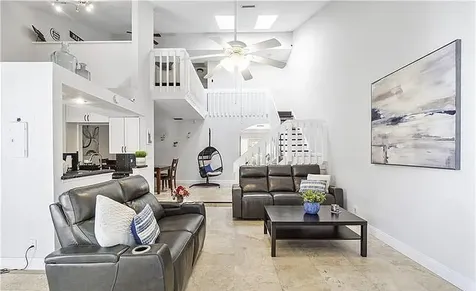 6674 Thornhill Court Boca Raton FL 33433