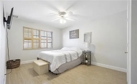 6674 Thornhill Court Boca Raton FL 33433