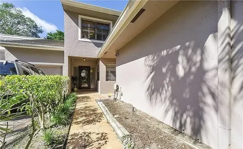 6674 Thornhill Court Boca Raton FL 33433