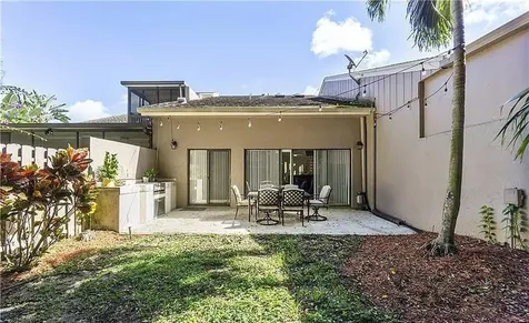 6674 Thornhill Court Boca Raton FL 33433