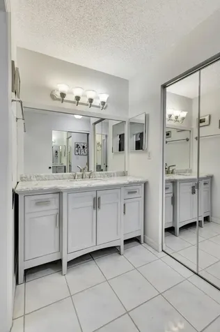 42 Kensington Lane Boynton Beach FL 33426
