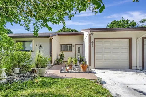 42 Kensington Lane Boynton Beach FL 33426