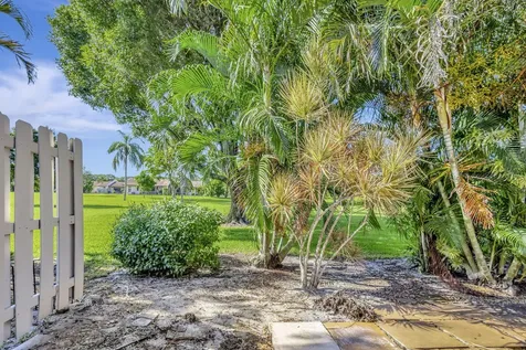42 Kensington Lane Boynton Beach FL 33426