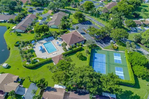 42 Kensington Lane Boynton Beach FL 33426