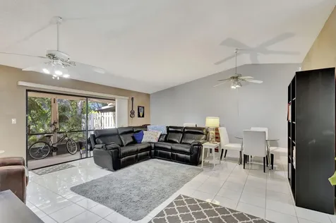 42 Kensington Lane Boynton Beach FL 33426