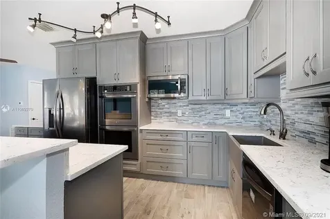 316 NW 29 Street Wilton Manors FL 33311