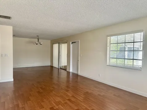 10093 44th Way Boynton Beach FL 33436