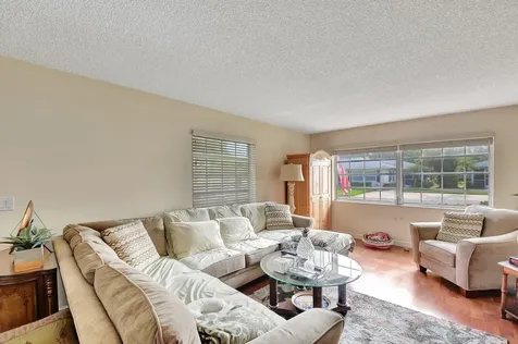 10093 44th Way Boynton Beach FL 33436