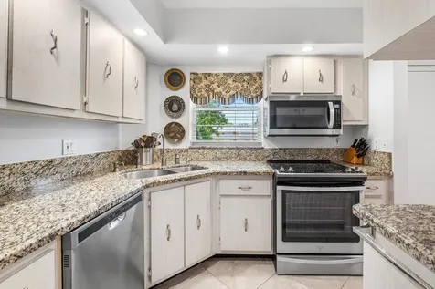 18081 Se Country Club Drive Jupiter FL 33469