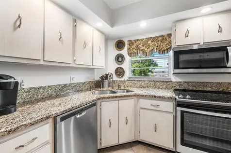 18081 Se Country Club Drive Jupiter FL 33469