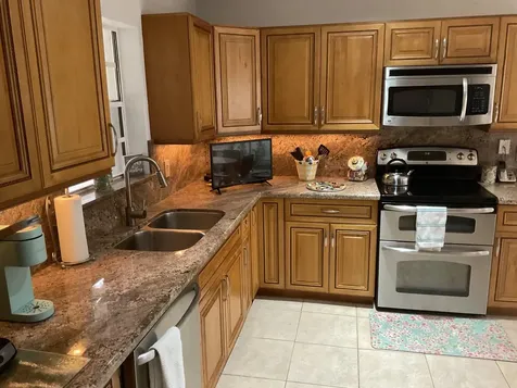 24 Glens Drive Boynton Beach FL 33436