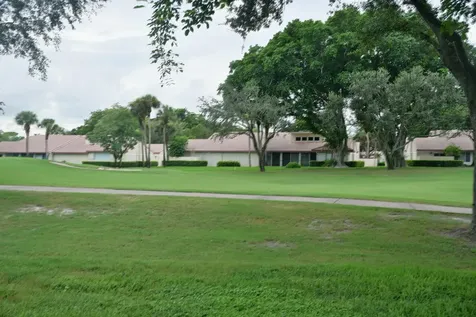 24 Glens Drive Boynton Beach FL 33436
