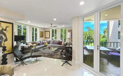 100 Se 5th Avenue Boca Raton FL 33432
