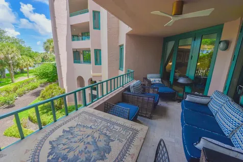 100 Se 5th Avenue Boca Raton FL 33432